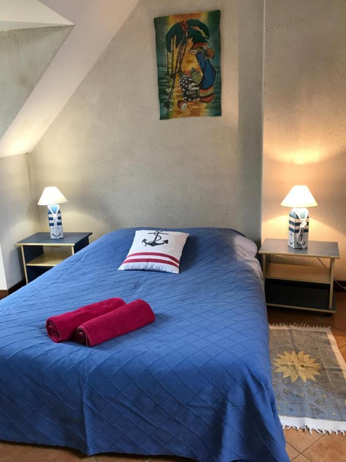 Domaine Du Lesty Bed and Breakfast Ambon Εξωτερικό φωτογραφία