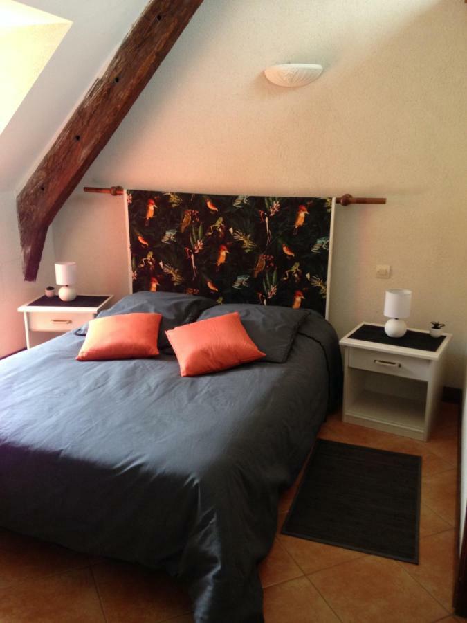 Domaine Du Lesty Bed and Breakfast Ambon Εξωτερικό φωτογραφία
