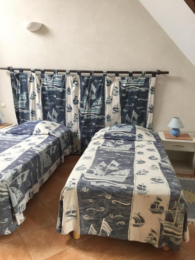 Domaine Du Lesty Bed and Breakfast Ambon Εξωτερικό φωτογραφία